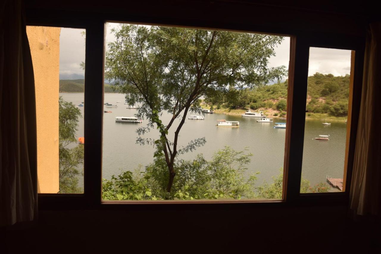 Terrazas Del Lago Cabra Corral Exteriör bild